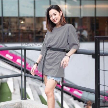 Women model with Oversized Grey T-shirt.