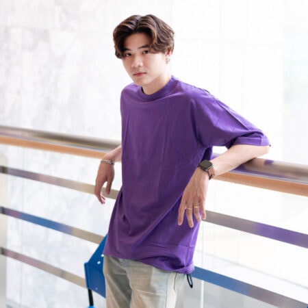 Men model with Oversized Purple T-shirt.