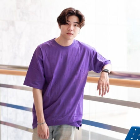 Men model with Oversized Purple T-shirt.