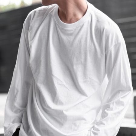 Male model with Oversized Long Sleeves White T-shirt.