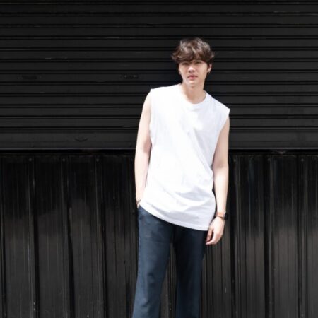 Male model with Oversized Tank Top White T-shirt.