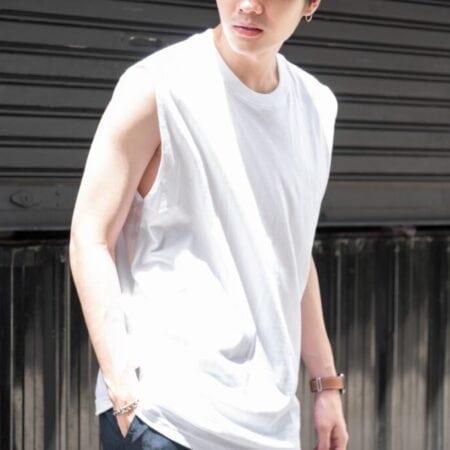 Male model with Oversized Tank Top White T-shirt.