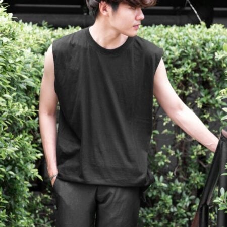 Male model with Oversized Tank Top Black T-shirt.