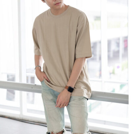 Men model with Oversized Beige T-shirt.