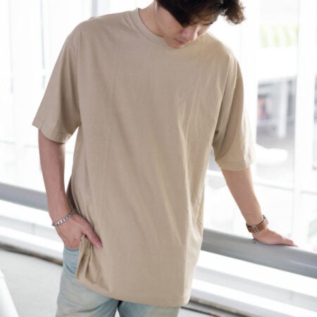 Men model with Oversized Beige T-shirt.