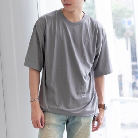 Men model with Oversized Grey T-shirt.
