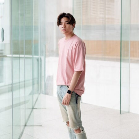 Men model with Oversized Pink T-shirt.
